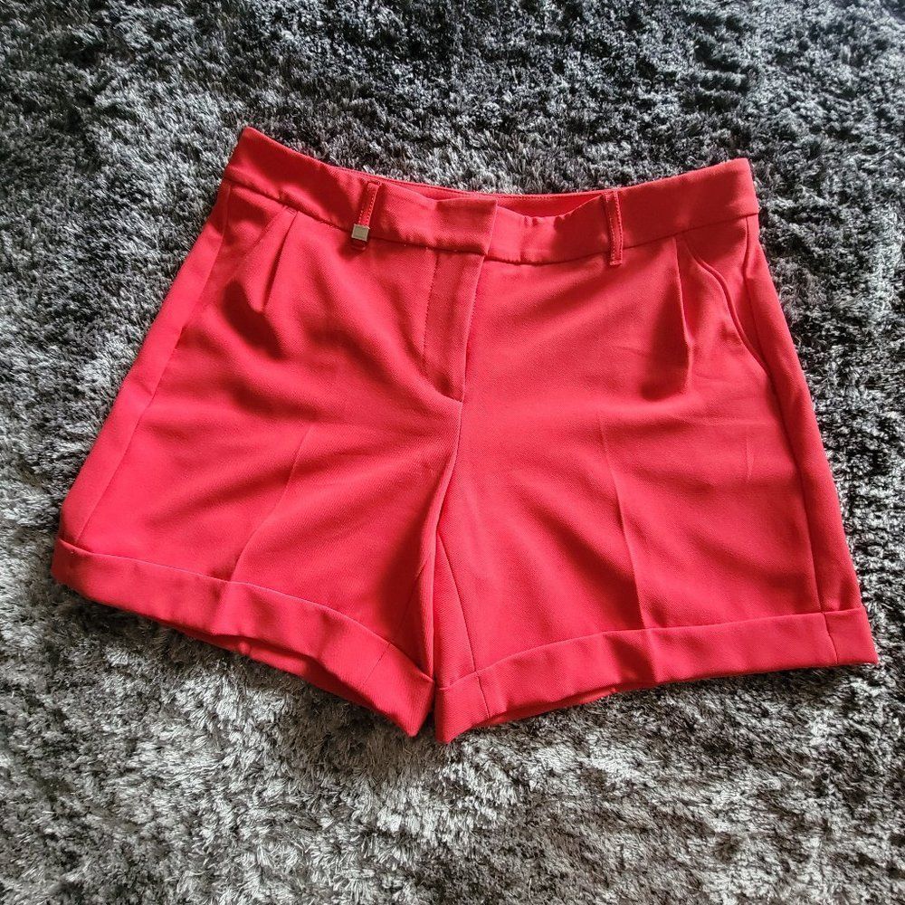 Women's White House Black Market Red Shorts Rolled Hem Size 4